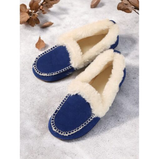 Women's Faux Suede Moccasin Slippers – Faux Fur Lined, Warm Indoor and Outdoor House Shoes with Stitch Detailing 2025 - Image 3