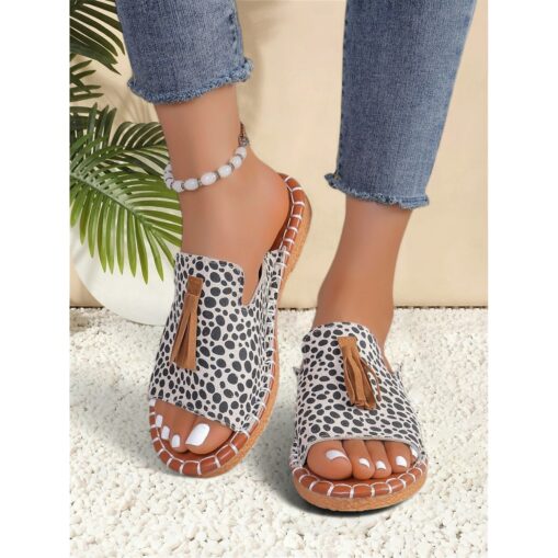 Women's Leopord Slide Sandals with Tassel Detail, Casual Faux Leather Slip-On Shoes for Summer Beach and Everyday Wear 2025 - Image 3
