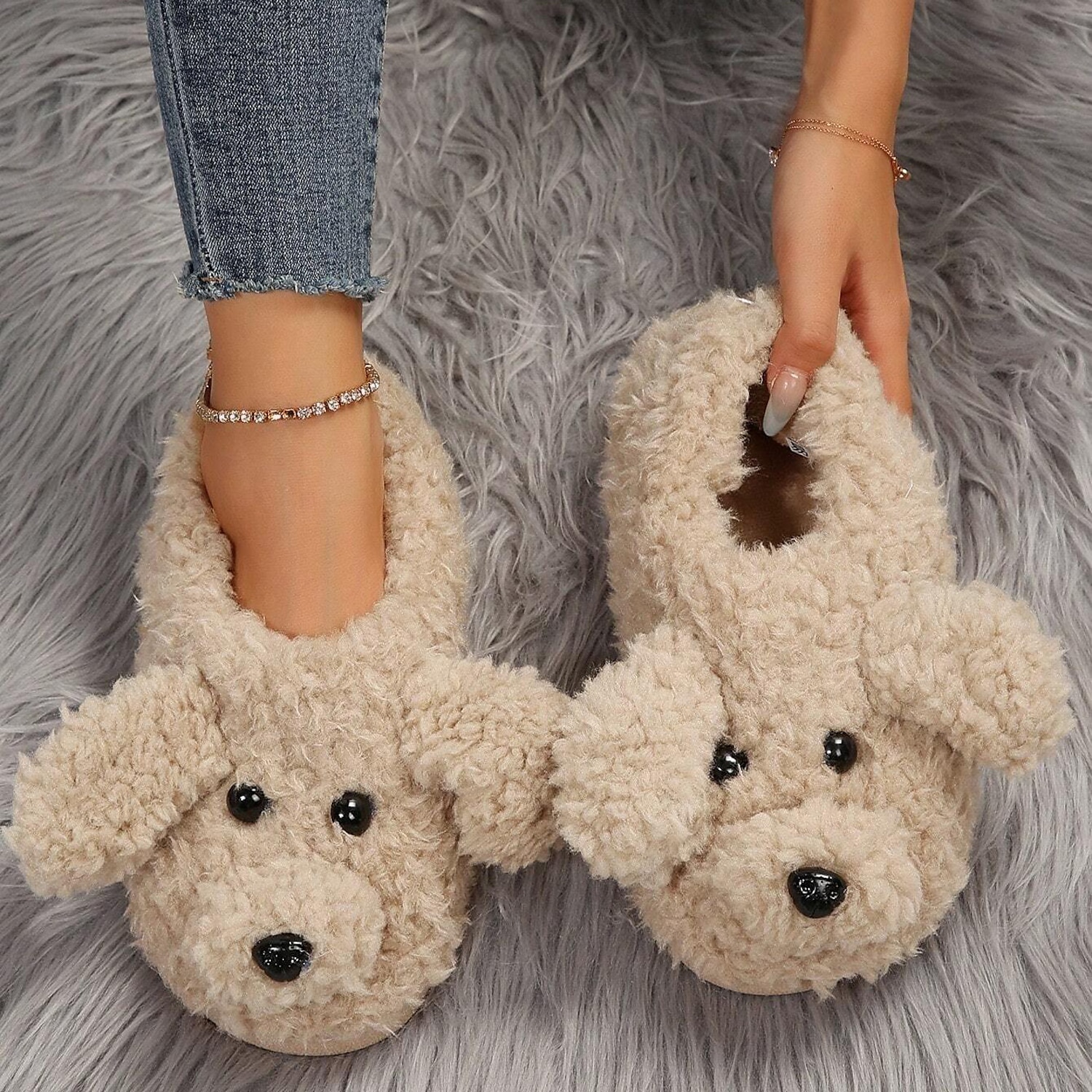 Cute Dog Face Fleece Slippers for Women – Warm, Cozy Indoor Shoes with Plush Puppy Design 2025