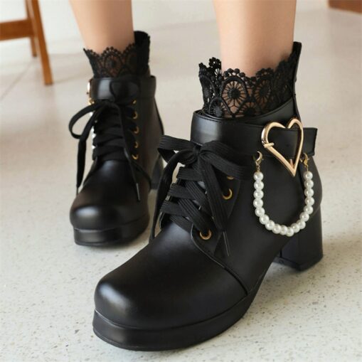 Women's White Bridal Ankle Boots – Lace-Up Wedding Shoes with Heart and Pearl Decoration, Chunky Heel for Vintage-Inspired Brides 2025 - Image 3