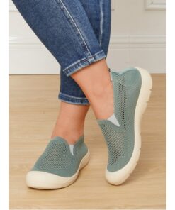 Women's Green Lightweight Breathable Mesh Slip-On Shoes – Casual Walking Shoes for Travel, Outdoor Activities and Everyday Comfort 2025