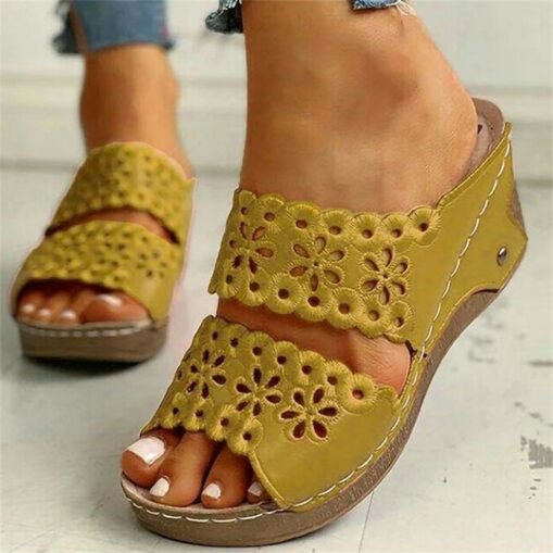Women's Black Wedge Sandals with Floral Cutout Design – Comfortable Summer Slip-On Shoes with Stitch Detailing 2025 - Image 4
