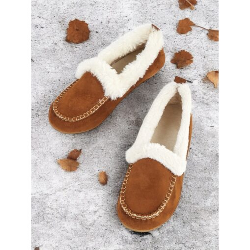 Women's Faux Suede Moccasin Slippers – Faux Fur Lined, Warm Indoor and Outdoor House Shoes with Stitch Detailing 2025