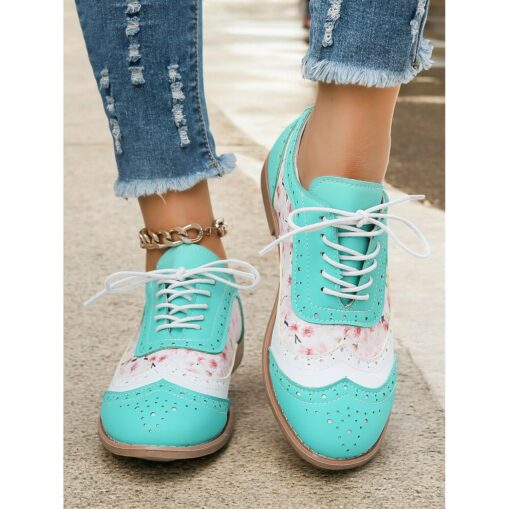 Women's Multicolor Oxford Shoes, Retro Wingtip Design with Green, Pink, and Purple Panels, Casual Lace-Up Brogues for Fashion and Daily Wear 2025 - Image 4
