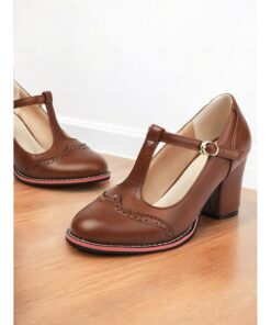 Women's Vintage Brown T-Strap Mary Jane Pumps with Brogue Detailing – Chunky Heels for Office, Retro Fashion, and Casual Events 2025
