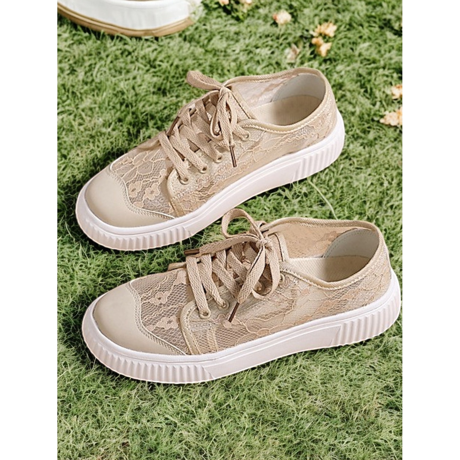 Floral Lace Wedding Sneakers for Women – Casual Bridal Shoes with Comfortable Sole and Lace-Up Design 2025 - Image 2