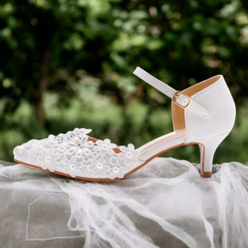 Women's White Lace Floral Embroidered Kitten Heel Shoes with Ankle Strap – Elegant Bridal Wedding Shoes 2025
