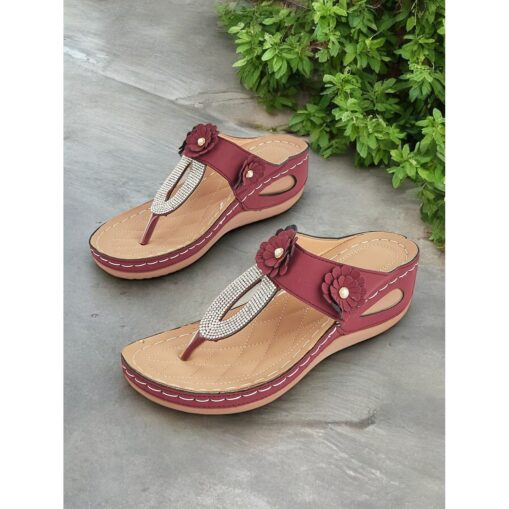 Women's Burgundy Floral Embellished T-Strap Sandals with Rhinestone Accents – Comfortable Summer Footwear for Casual and Beach Outings 2025