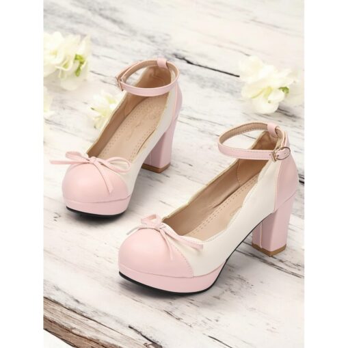 Women's Vintage Two-Tone Chunky Heels with Ankle Strap and Bow Detail – Retro Style Shoes for Special Occasions 2025