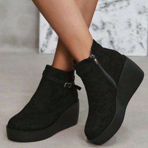 Women's Platform Wedge Ankle Boots – Fashionable Zipper Closure Faux Suede Boots for Casual Fall and Winter Outfits 2025