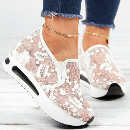 Elegant Floral Embroidered Women's Mesh Sneakers - Perfect for Casual Outings & Summer Events, Stylish Lace Detail, Breathable with Comfortable Wedge - Image 2