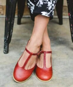 Women's Red Leather T-Strap Flats with Buckle Closure - Vintage-Inspired Casual Shoes 2025