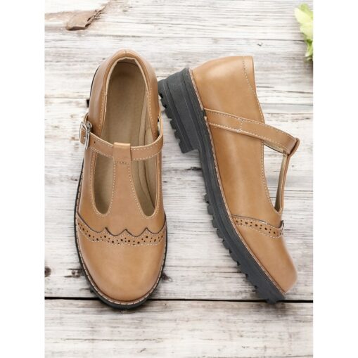 Women's Tan Faux Leather T-Strap Mary Jane Shoes with Brogue Detailing, Rugged Sole for Comfortable Daily Wear and Vintage Style Outfits 2025