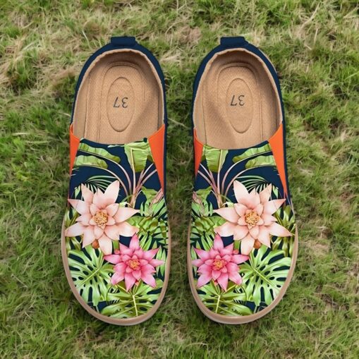 Women's Flamingo Print Slip-On Shoes – Colorful and Lightweight Casual Loafers for Summer, Travel and Beach Outings 2025 - Image 2