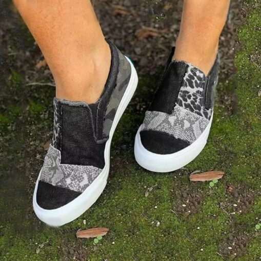 Women's Slip-On Patchwork Sneakers - Casual Leopard Print Canvas Shoes with Snake Pattern Accents for Everyday Wear 2025 - Image 3
