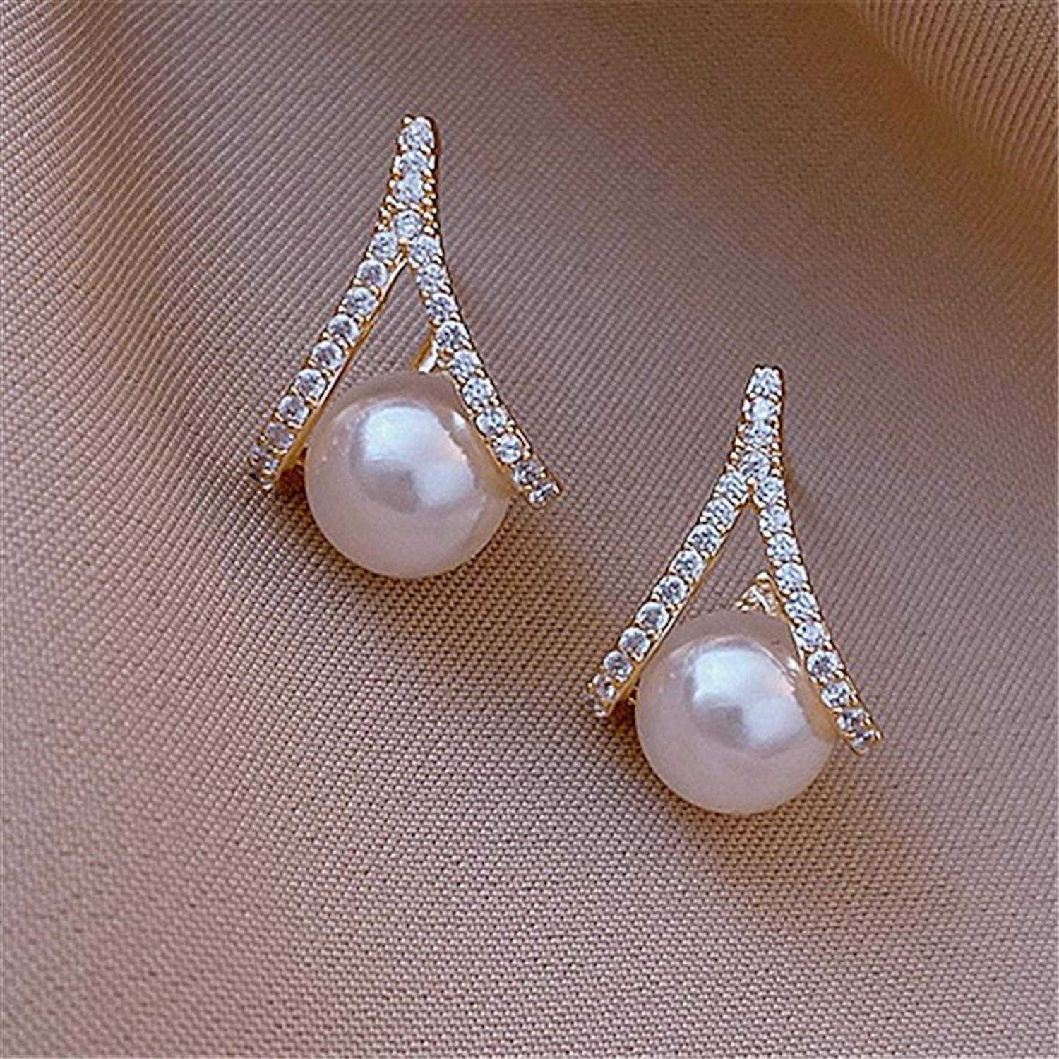 Wedding Shoes for Bride Bridesmaid Women Closed Toe Pointed Toe Apricot Black PU Flats with Imitation Pearl Crystal Flat Heel Wedding Party Valentine' - Image 3