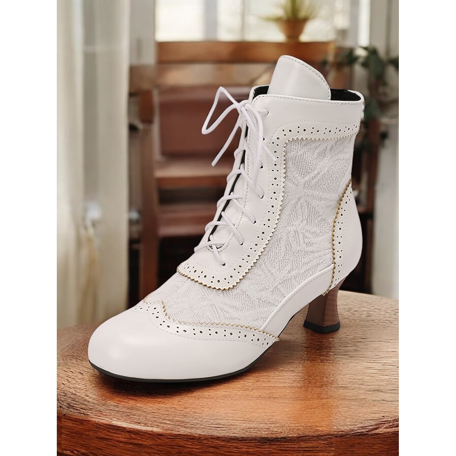 Victorian Style Women's Ankle Boots with Lace Design and Faux Leather Accents – Vintage Lace-Up Footwear for Casual and Costume Occasions 2025 - Image 6