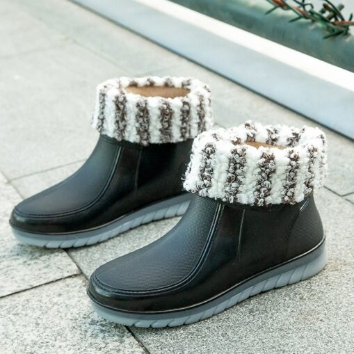 Women's Waterproof Short Rain Boots with Faux Fur Lining, Non-Slip Sole, and Multiple Color Options – Perfect for Winter Outdoor Activities 2025 - Image 6