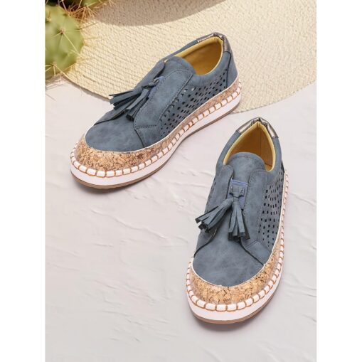 Women's Sneakers Slip-Ons Plus Size Platform Sneakers Slip-on Sneakers Outdoor Daily Solid Color Tassel Flat Heel Round Toe Elegant Fashion Comfort Su