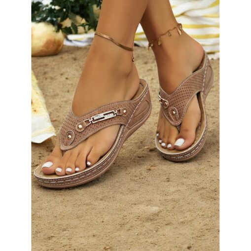 Women's Red Perforated Flip-Flop Sandals with Rhinestone Decoration Comfortable Summer Shoes for Casual Wear and Beach Outings 2025 - Image 5