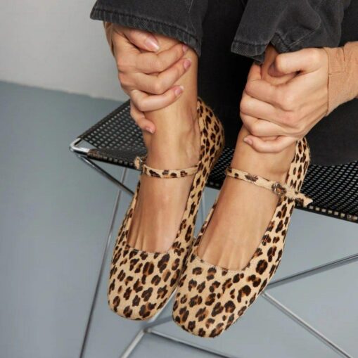 Women's Leopard Print Mary Jane Flats - Stylish Square Toe Flats with Adjustable Ankle Strap 2025