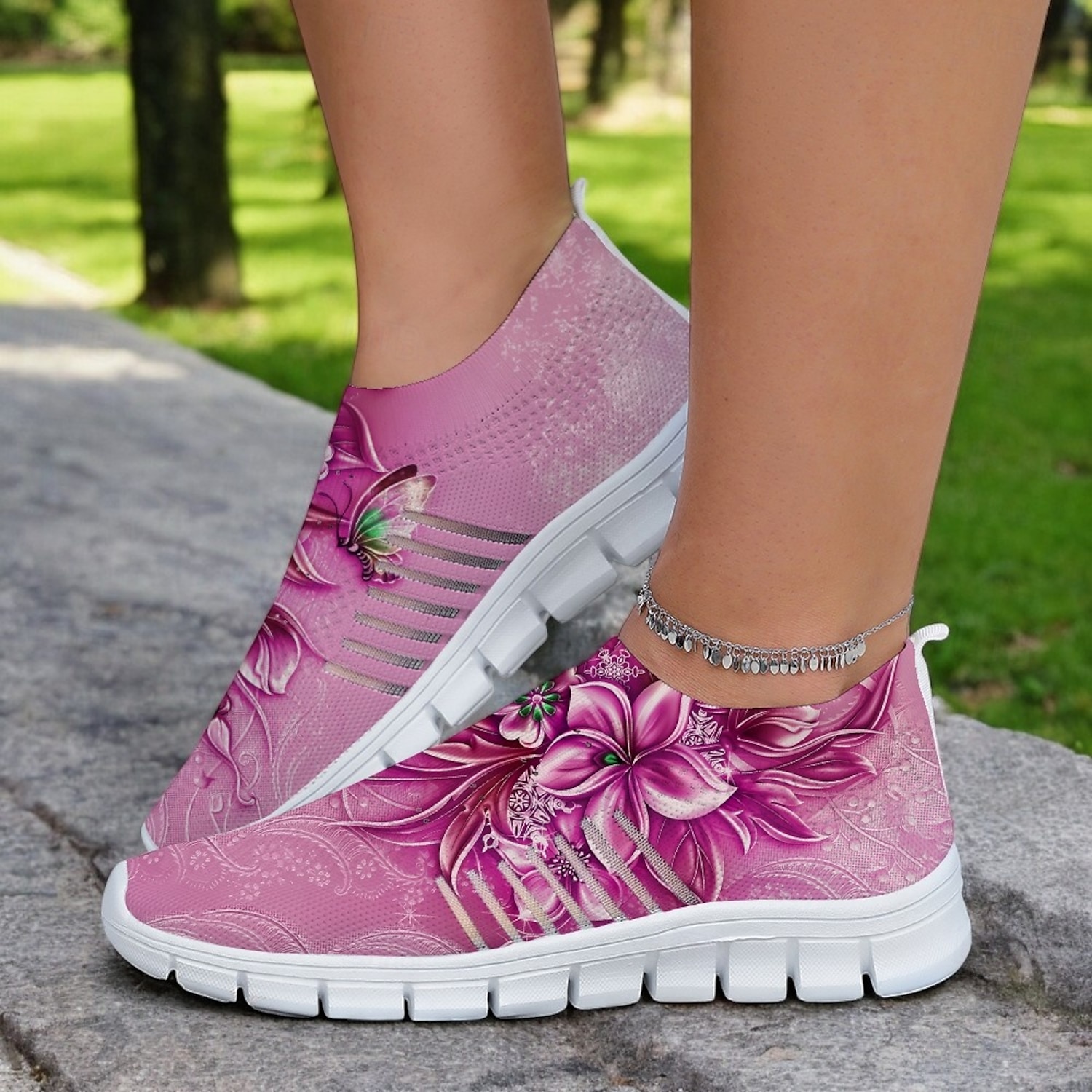 Floral Print Flyknit Sneakers with Breathable Upper, Lightweight Sole and Comfortable Fit for Casual Walks and Outdoor Activities 2025