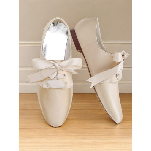 Women's Satin Lace-Up Oxford Shoes with Ribbon Bow, Vintage Victorian Style Flat Shoes for Weddings and Formal Events 2025