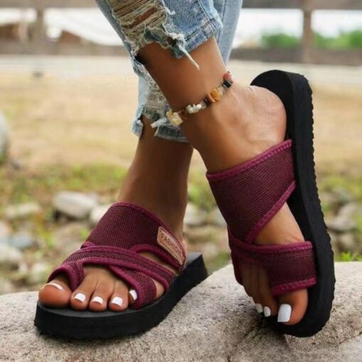 Women's Black Breathable Mesh Slide Sandals with Cross Straps and Cushioned Sole – Lightweight Summer Footwear for Beach, Walking, and Casual Wear 202 - Image 3