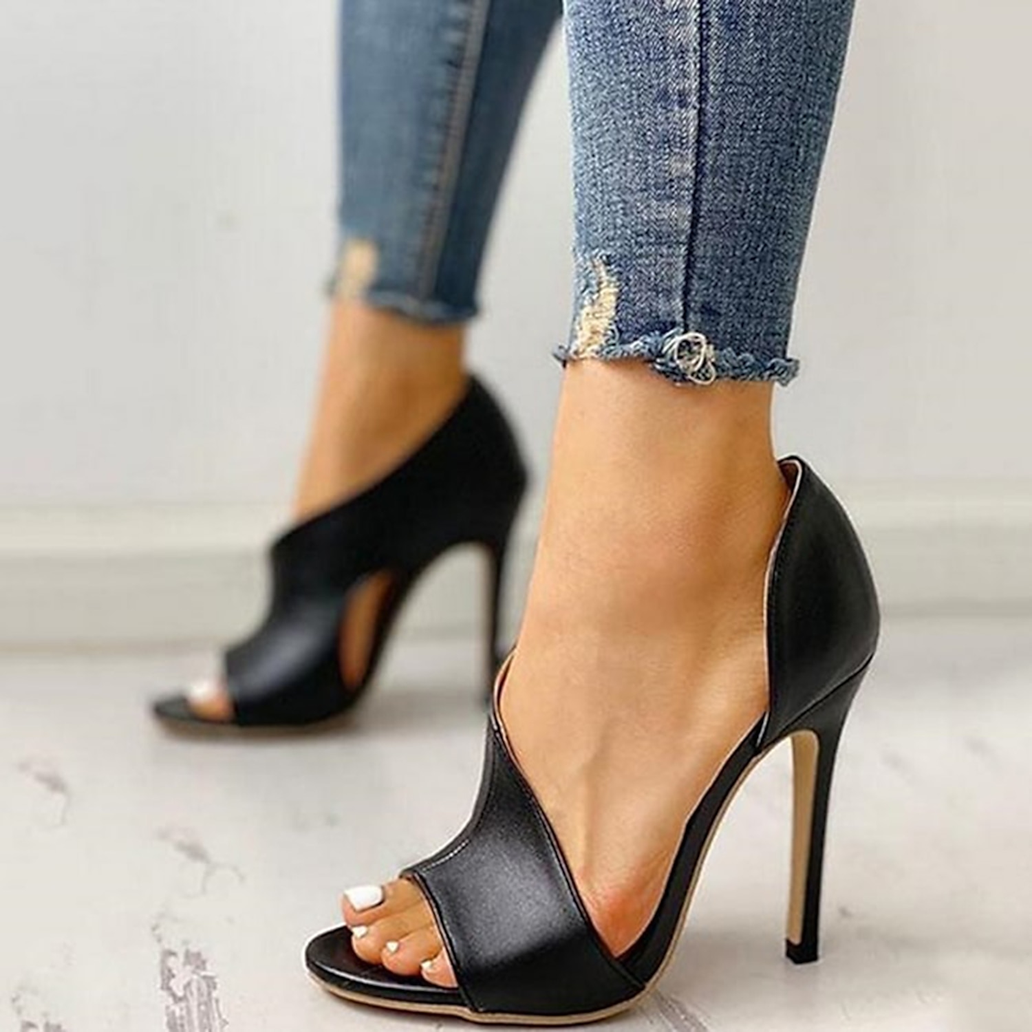 Black Women's High Heel Sandals with Cut-Out Design and Stiletto Heels for Elegant Evening Wear 2025