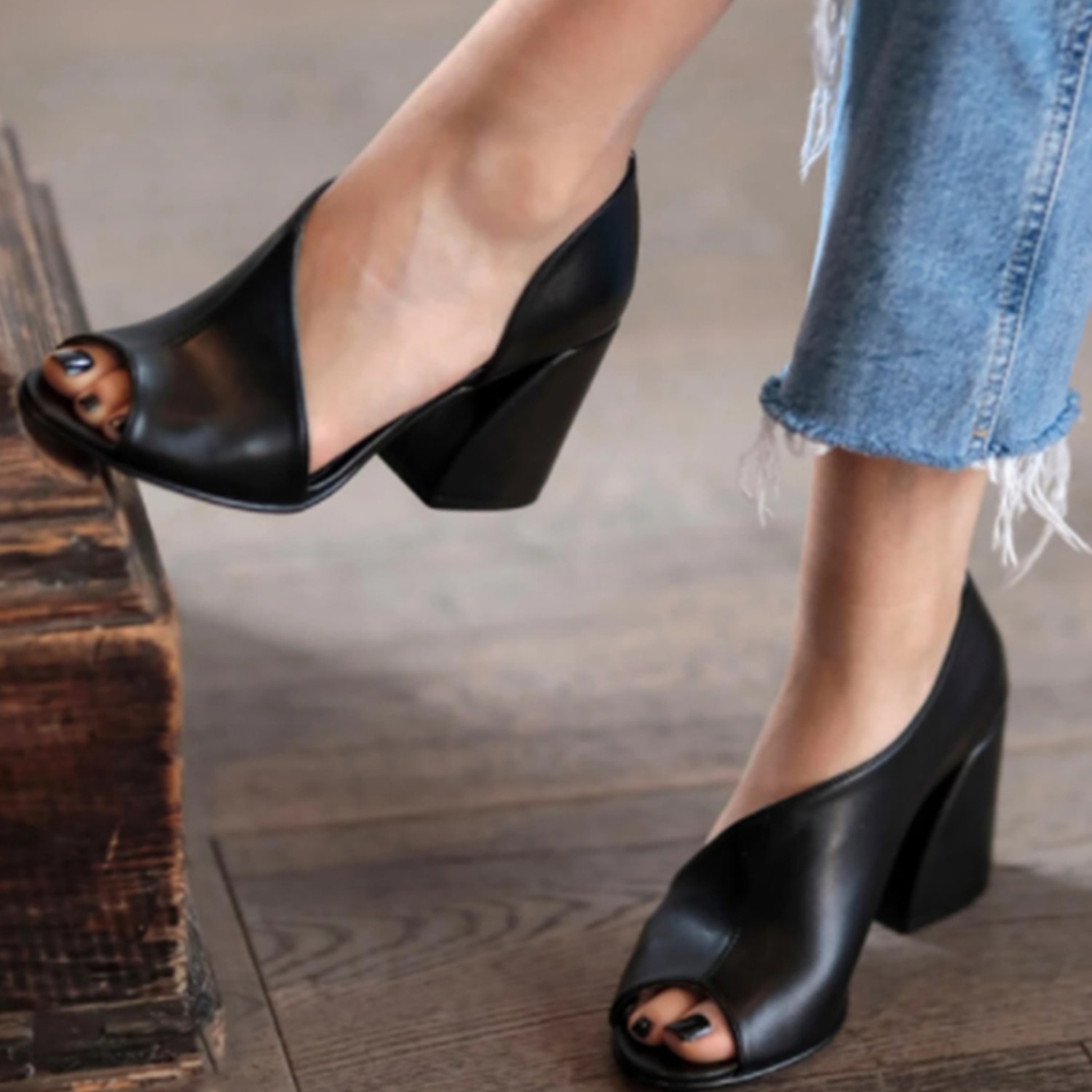 Women's Sandals Block Heel Sandals Plus Size Party Outdoor Office Solid Colored Summer Block Heel Low Heel Chunky Heel Peep Toe Elegant Casual Minimal