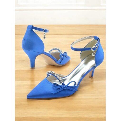 Pointed-Toe Kitten Heel Wedding Shoes for Women – Elegant Ankle Strap Bridal Heels with Rhinestone and Bow Detail 2025