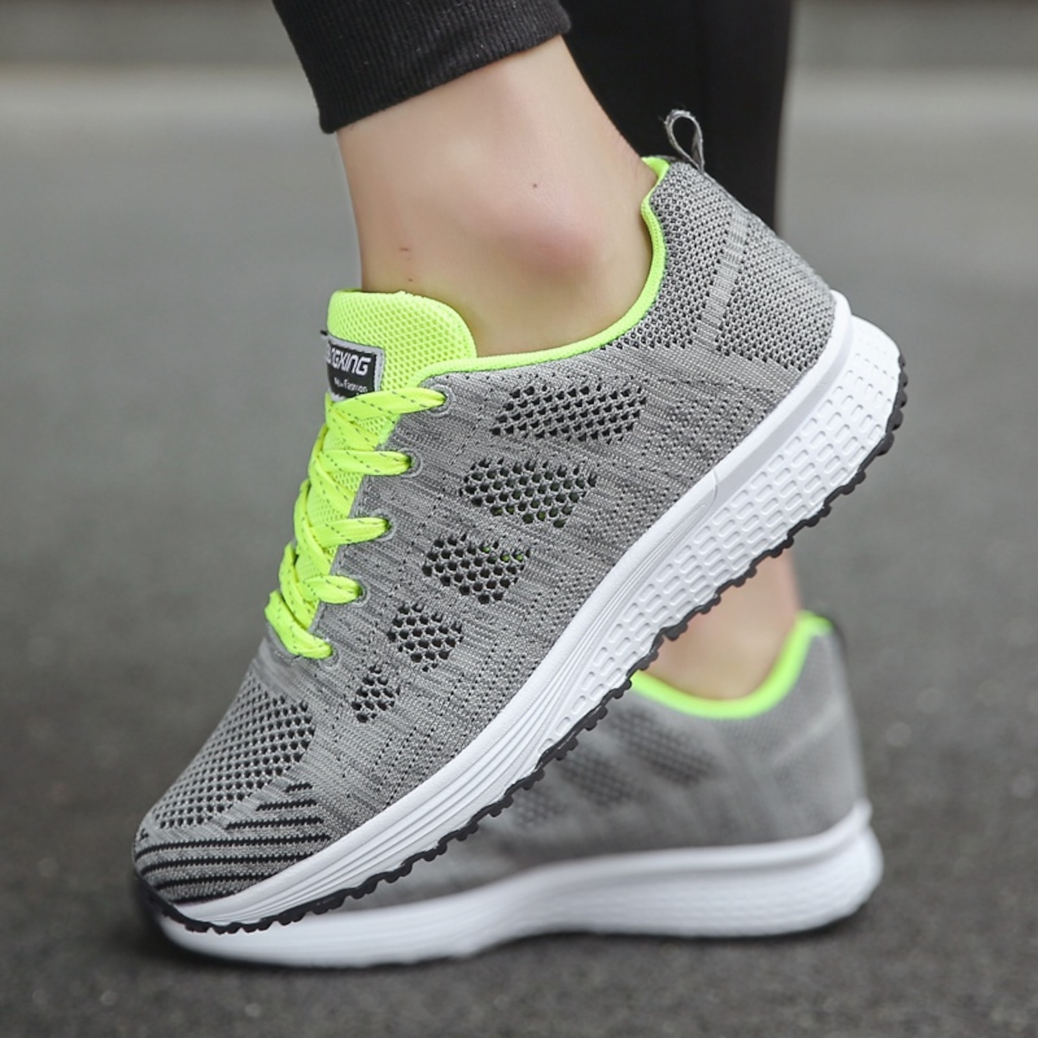 Women's Lightweight Breathable Running Shoes – All-White Athletic Sneakers for Gym, Walking, and Daily Use 2025 - Image 4