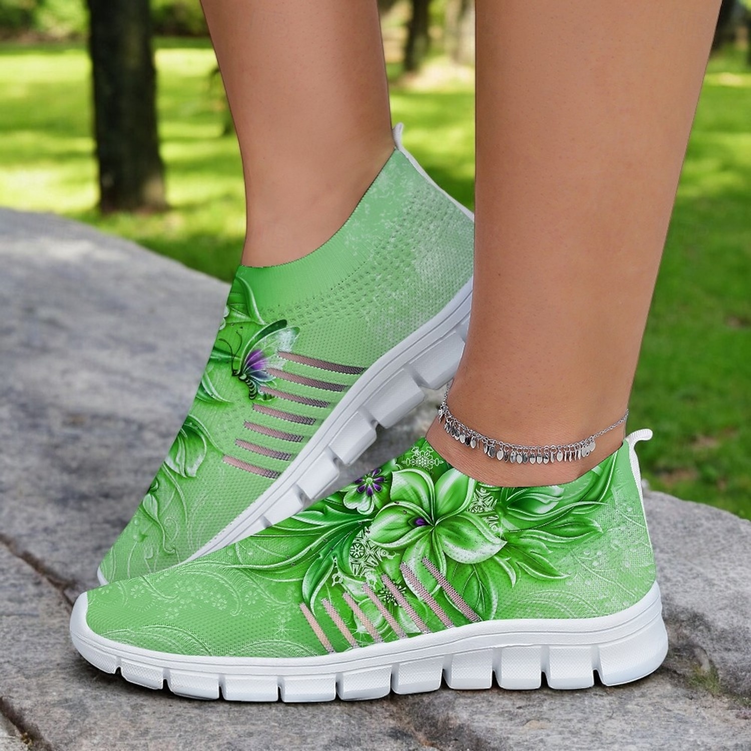 Floral Print Flyknit Sneakers with Breathable Upper, Lightweight Sole and Comfortable Fit for Casual Walks and Outdoor Activities 2025 - Image 4