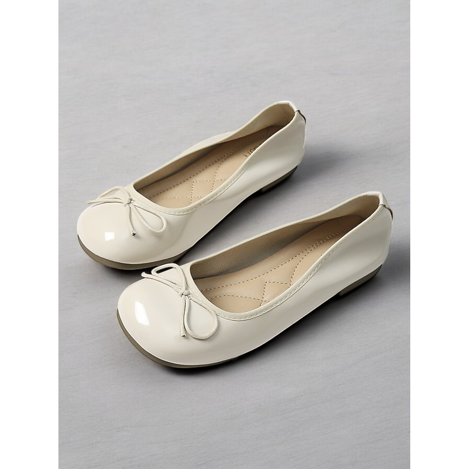 Women's Red Patent Leather Ballet Flats - Classic Round Toe Slip-On Shoes with Bow Detail for Casual and Office Wear 2025 - Image 4