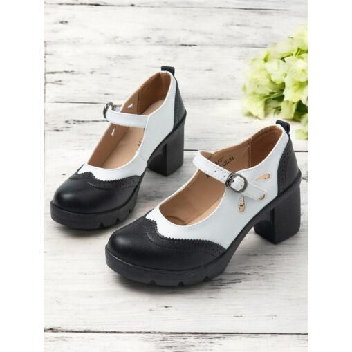 Women's Vintage Black and White Mary Jane Chunky Heel Shoes - Retro Brogue Style for Office and Casual Wear 2025